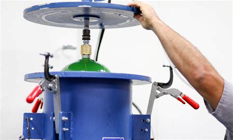 compressed air bottle testing|hydrostatic cylinder testing procedure.